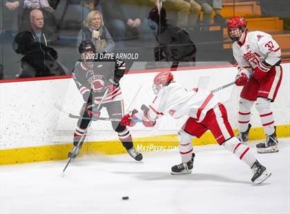Thumbnail 2 in Reading Memorial vs. Hingham (Ed Burns Tournament) photogallery.