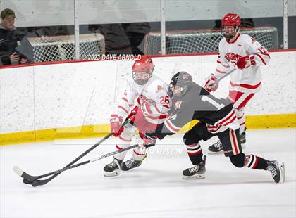 Thumbnail 2 in Reading Memorial vs. Hingham (Ed Burns Tournament) photogallery.