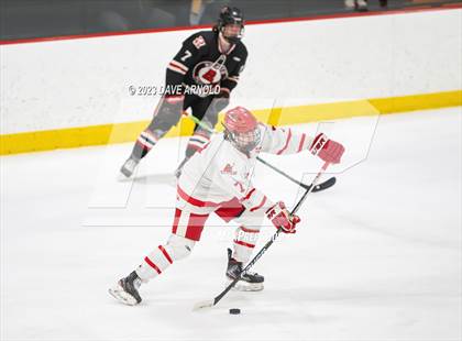 Thumbnail 3 in Reading Memorial vs. Hingham (Ed Burns Tournament) photogallery.