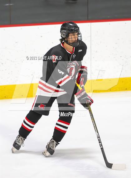 Thumbnail 2 in Reading Memorial vs. Hingham (Ed Burns Tournament) photogallery.