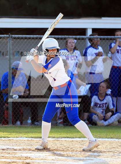 Thumbnail 2 in Northern @ West Carteret (NCHSAA Round 1) photogallery.