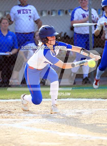 Thumbnail 1 in Northern @ West Carteret (NCHSAA Round 1) photogallery.
