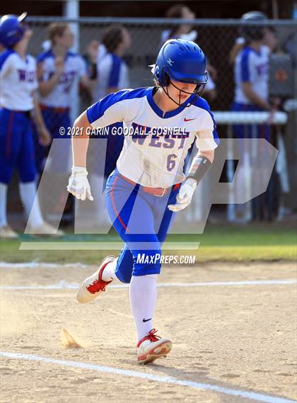 Thumbnail 3 in Northern @ West Carteret (NCHSAA Round 1) photogallery.