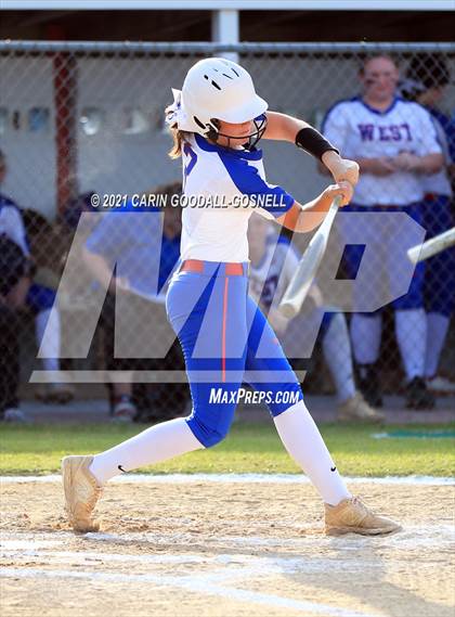 Thumbnail 1 in Northern @ West Carteret (NCHSAA Round 1) photogallery.