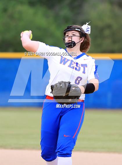 Thumbnail 1 in Northern @ West Carteret (NCHSAA Round 1) photogallery.