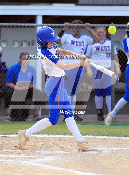 Thumbnail 3 in Northern @ West Carteret (NCHSAA Round 1) photogallery.