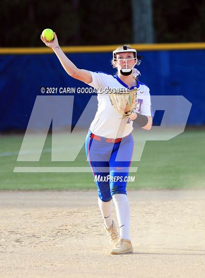 Thumbnail 2 in Northern @ West Carteret (NCHSAA Round 1) photogallery.