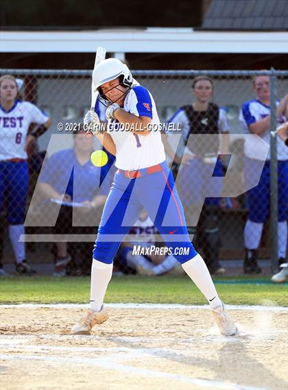 Thumbnail 2 in Northern @ West Carteret (NCHSAA Round 1) photogallery.