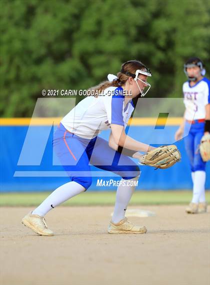 Thumbnail 2 in Northern @ West Carteret (NCHSAA Round 1) photogallery.