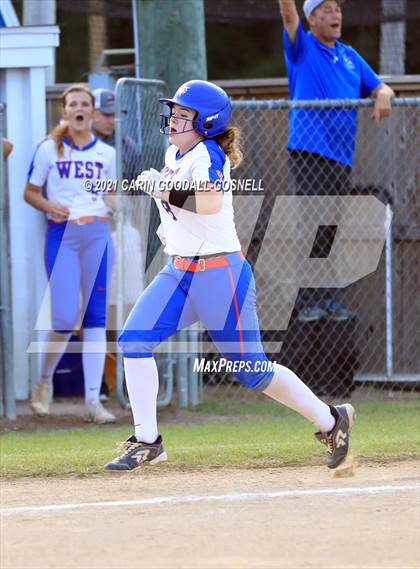 Thumbnail 2 in Northern @ West Carteret (NCHSAA Round 1) photogallery.