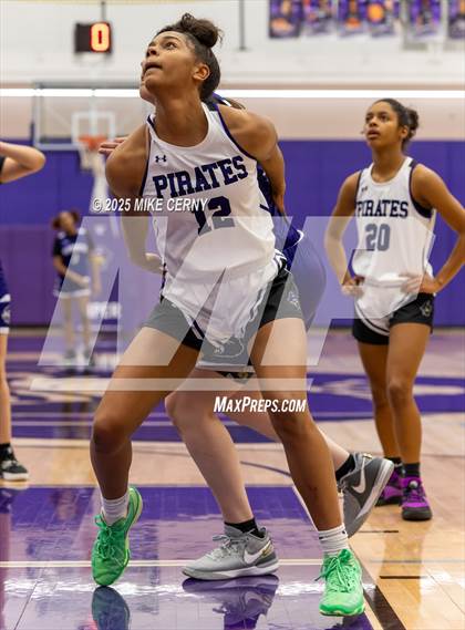 Thumbnail 1 in Harmon @ Piper (KSHSAA 5A Girls Sub-State #2 Semifinals) photogallery.