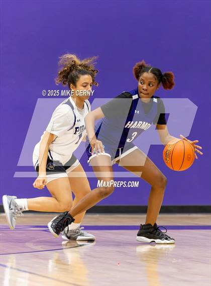 Thumbnail 3 in Harmon @ Piper (KSHSAA 5A Girls Sub-State #2 Semifinals) photogallery.
