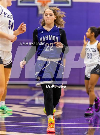 Thumbnail 2 in Harmon @ Piper (KSHSAA 5A Girls Sub-State #2 Semifinals) photogallery.