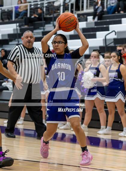 Thumbnail 1 in Harmon @ Piper (KSHSAA 5A Girls Sub-State #2 Semifinals) photogallery.