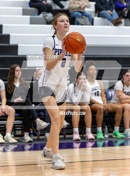 Thumbnail 1 in Harmon @ Piper (KSHSAA 5A Girls Sub-State #2 Semifinals) photogallery.