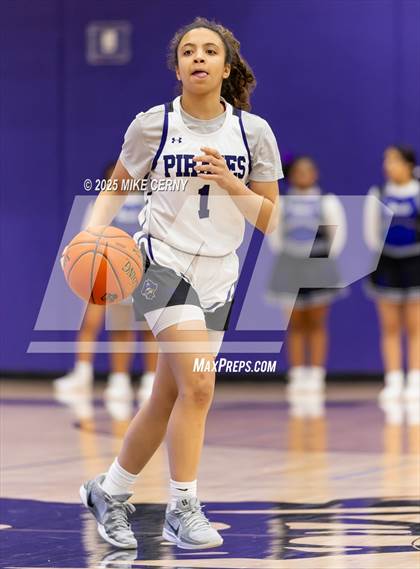 Thumbnail 1 in Harmon @ Piper (KSHSAA 5A Girls Sub-State #2 Semifinals) photogallery.