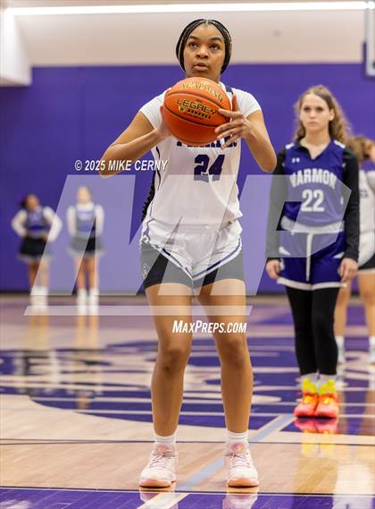 Thumbnail 2 in Harmon @ Piper (KSHSAA 5A Girls Sub-State #2 Semifinals) photogallery.
