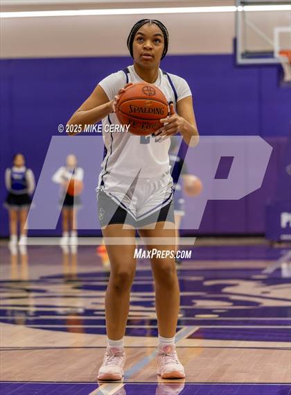 Thumbnail 1 in Harmon @ Piper (KSHSAA 5A Girls Sub-State #2 Semifinals) photogallery.