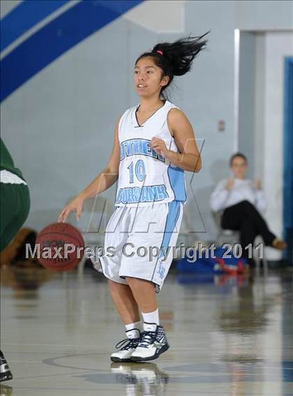 Thumbnail 2 in Colfax vs. Burbank (Lady Bulldogs Winter Classic) photogallery.