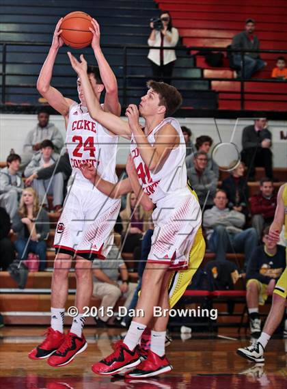 Thumbnail 1 in Seymour vs Cocke County (TSSAA D-2AAA Quarterfinals) photogallery.