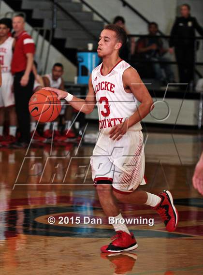Thumbnail 1 in Seymour vs Cocke County (TSSAA D-2AAA Quarterfinals) photogallery.