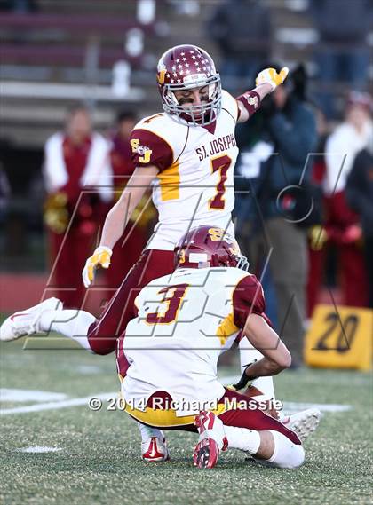Thumbnail 2 in Ledyard vs. St. Joseph (CIAC Class M-Small Final) photogallery.