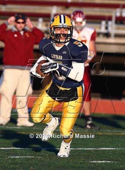 Thumbnail 3 in Ledyard vs. St. Joseph (CIAC Class M-Small Final) photogallery.