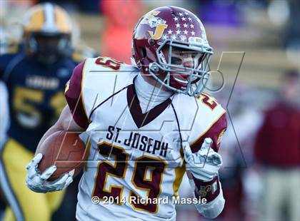 Thumbnail 3 in Ledyard vs. St. Joseph (CIAC Class M-Small Final) photogallery.