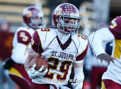 Thumbnail 3 in Ledyard vs. St. Joseph (CIAC Class M-Small Final) photogallery.