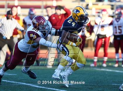 Thumbnail 3 in Ledyard vs. St. Joseph (CIAC Class M-Small Final) photogallery.
