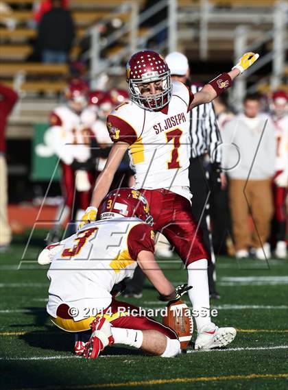 Thumbnail 3 in Ledyard vs. St. Joseph (CIAC Class M-Small Final) photogallery.