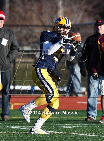 Thumbnail 1 in Ledyard vs. St. Joseph (CIAC Class M-Small Final) photogallery.