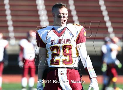 Thumbnail 3 in Ledyard vs. St. Joseph (CIAC Class M-Small Final) photogallery.