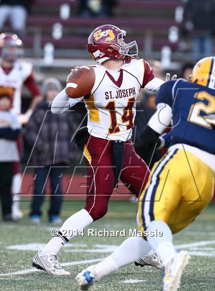 Thumbnail 3 in Ledyard vs. St. Joseph (CIAC Class M-Small Final) photogallery.