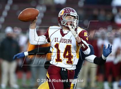 Thumbnail 3 in Ledyard vs. St. Joseph (CIAC Class M-Small Final) photogallery.