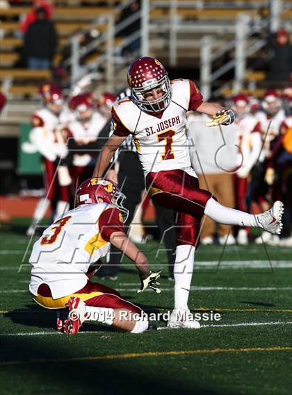 Thumbnail 2 in Ledyard vs. St. Joseph (CIAC Class M-Small Final) photogallery.