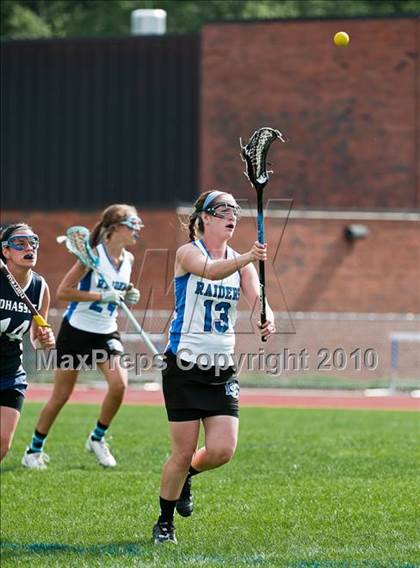 Thumbnail 2 in Cohasset vs. Dover-Sherborn (MIAA Division 2 South 1st Round) photogallery.