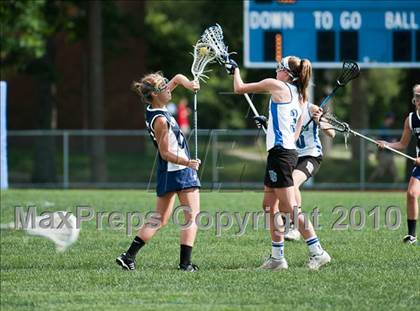 Thumbnail 2 in Cohasset vs. Dover-Sherborn (MIAA Division 2 South 1st Round) photogallery.