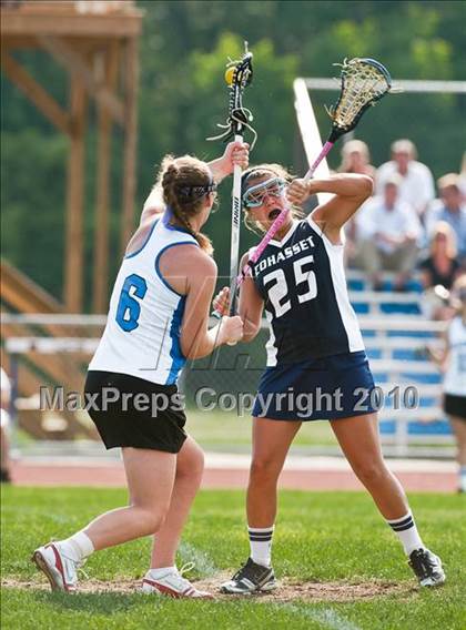Thumbnail 2 in Cohasset vs. Dover-Sherborn (MIAA Division 2 South 1st Round) photogallery.