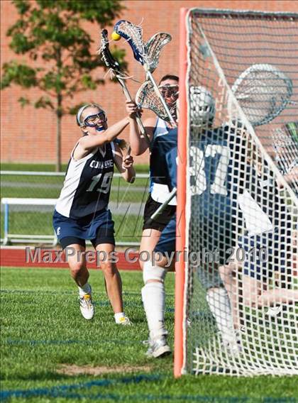 Thumbnail 2 in Cohasset vs. Dover-Sherborn (MIAA Division 2 South 1st Round) photogallery.