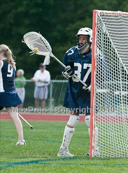 Thumbnail 3 in Cohasset vs. Dover-Sherborn (MIAA Division 2 South 1st Round) photogallery.