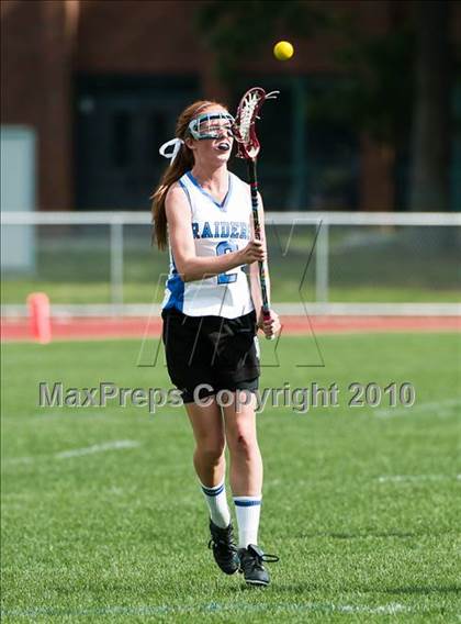 Thumbnail 1 in Cohasset vs. Dover-Sherborn (MIAA Division 2 South 1st Round) photogallery.