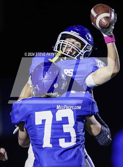 Thumbnail 3 in Willow Canyon vs Canyon View photogallery.