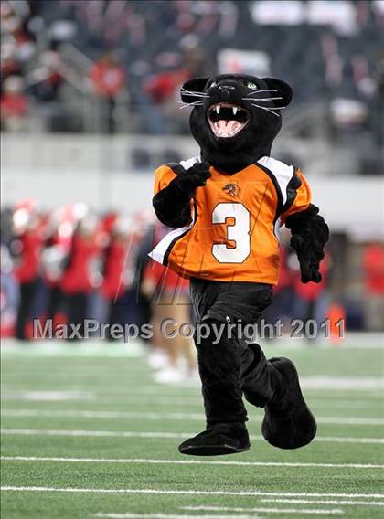 Thumbnail 1 in Manvel vs. Aledo (UIL 4A Division 2 Final) photogallery.