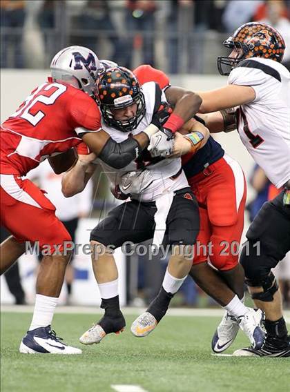 Thumbnail 3 in Manvel vs. Aledo (UIL 4A Division 2 Final) photogallery.