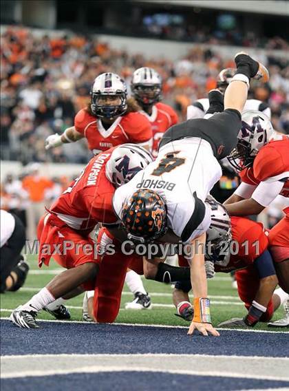 Thumbnail 1 in Manvel vs. Aledo (UIL 4A Division 2 Final) photogallery.