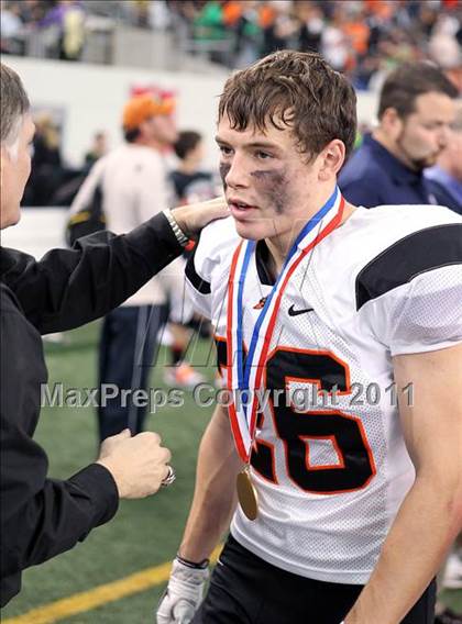 Thumbnail 2 in Manvel vs. Aledo (UIL 4A Division 2 Final) photogallery.