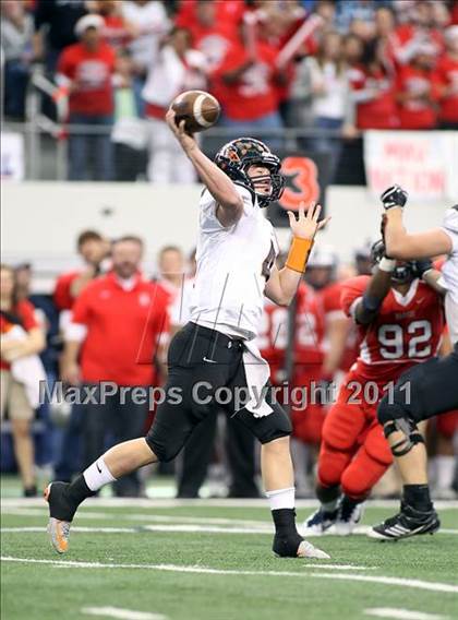 Thumbnail 1 in Manvel vs. Aledo (UIL 4A Division 2 Final) photogallery.