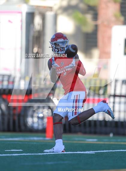 Thumbnail 2 in  Burroughs @ Harvard-Westlake photogallery.