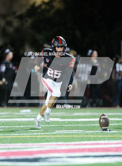 Thumbnail 1 in  Burroughs @ Harvard-Westlake photogallery.